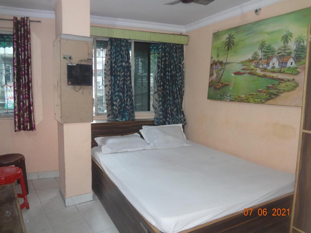 Khaja Habib Hotel Calcutta Exterior foto